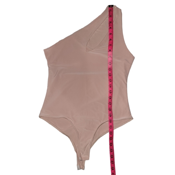 Carli Bybel x Missguided Pastel Bodysuit - Picture 5 of 8